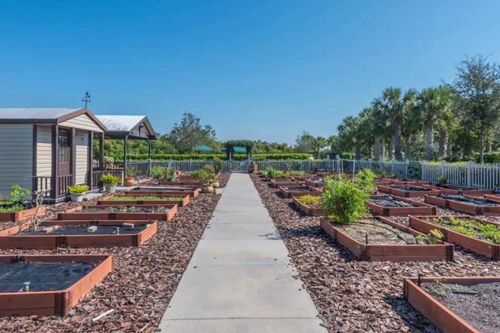 Image 61 of 73 For 15820 Aurora Lake Circle