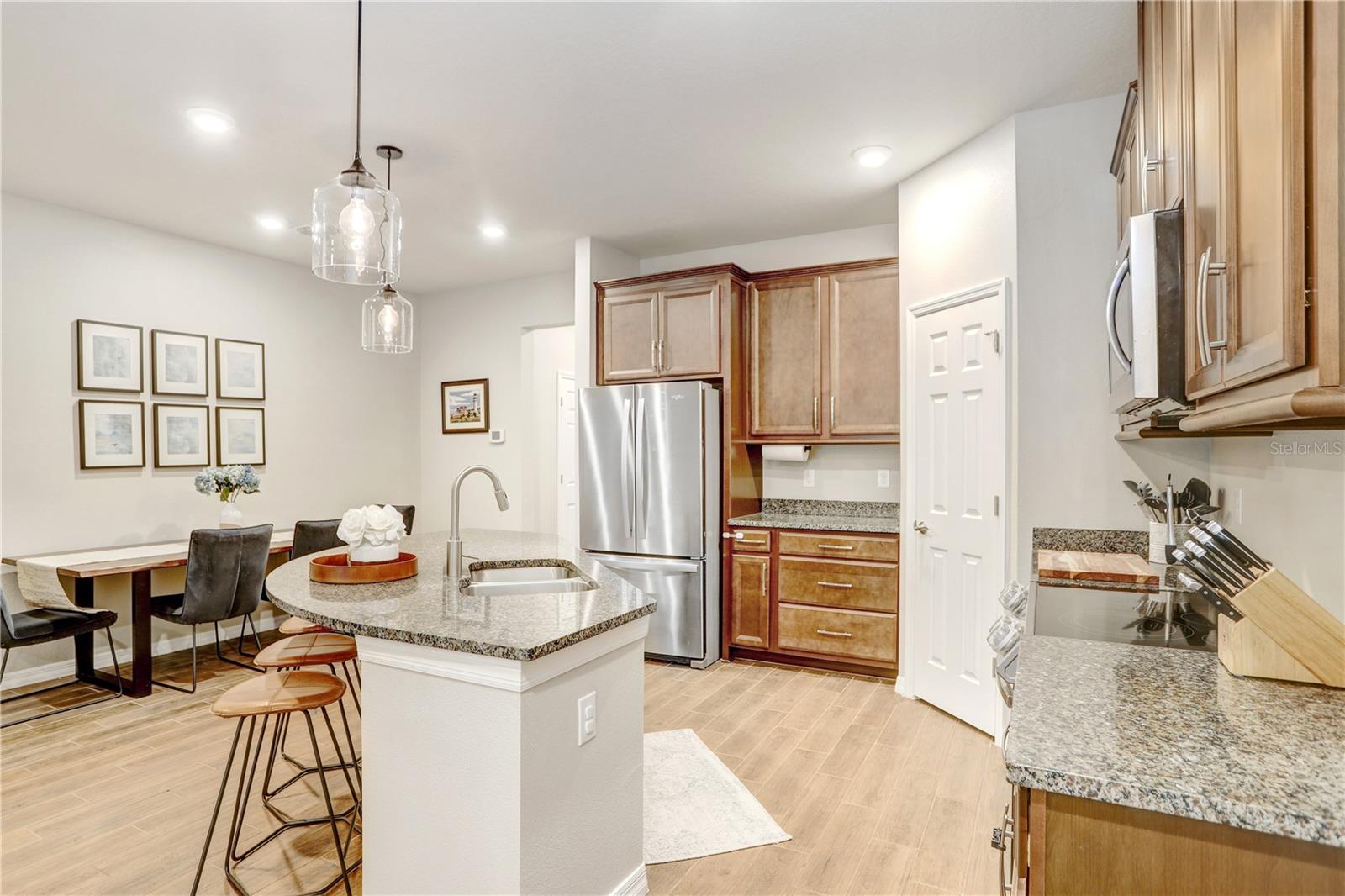 Image 10 of 34 For 2879 Grand Kemerton Place