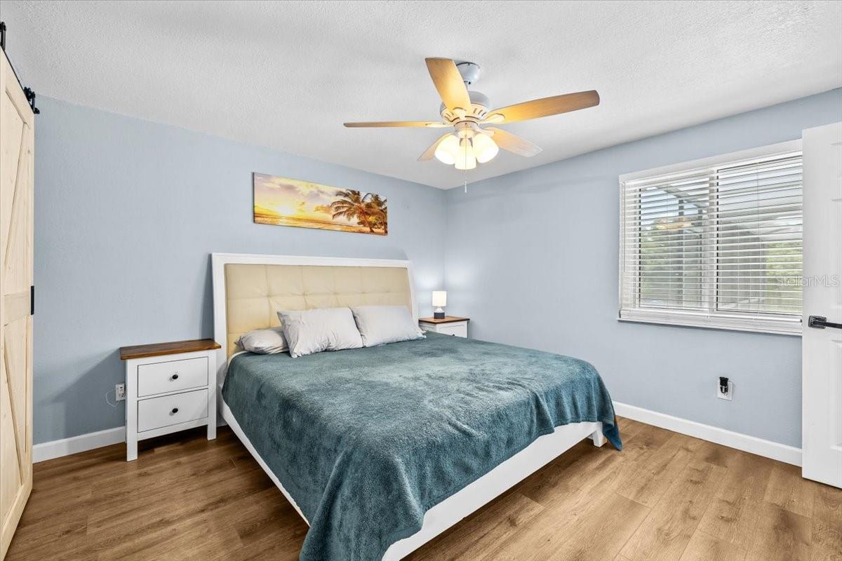 Image 18 of 36 For 5827 Silver Moon Avenue