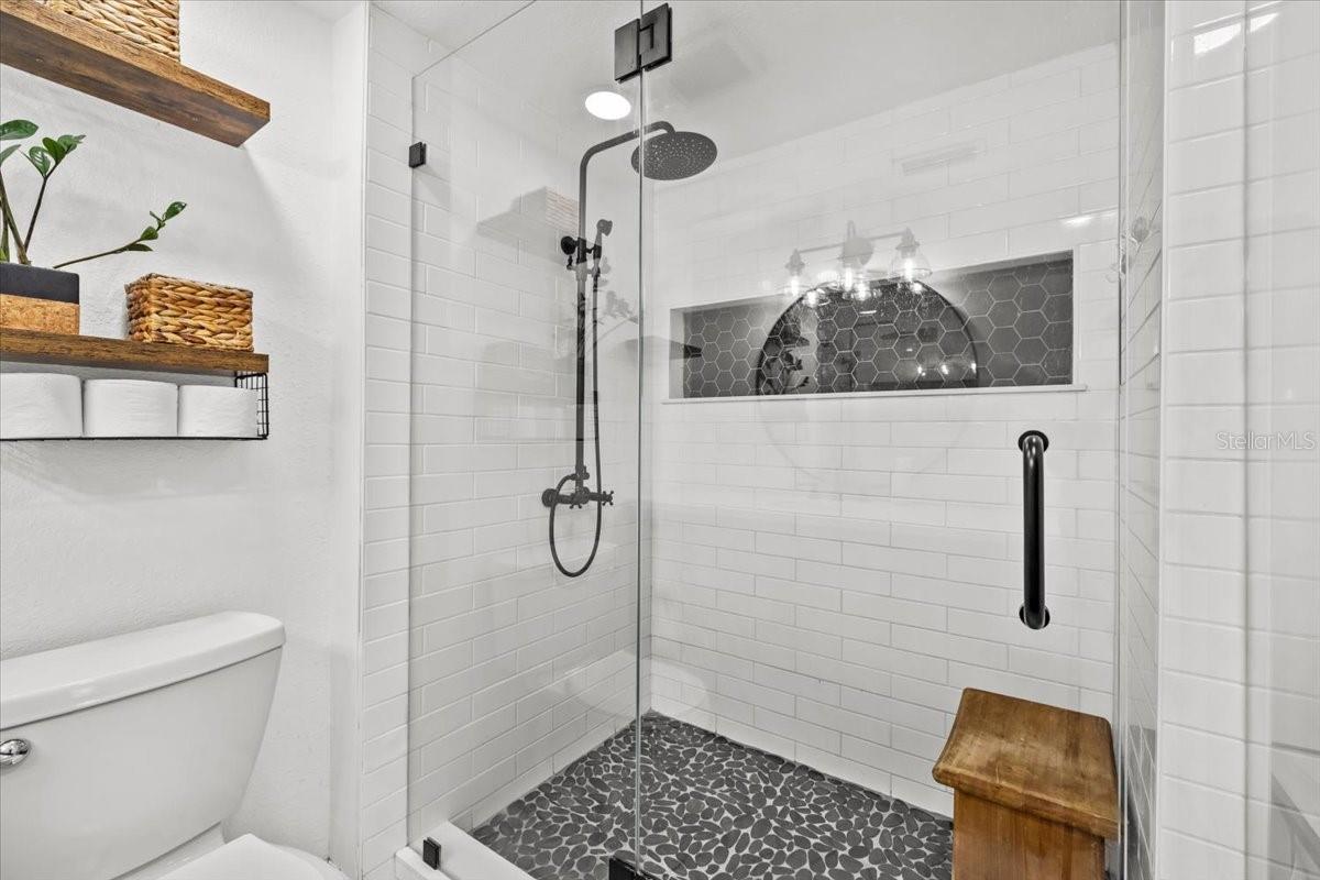 Image 22 of 36 For 5827 Silver Moon Avenue