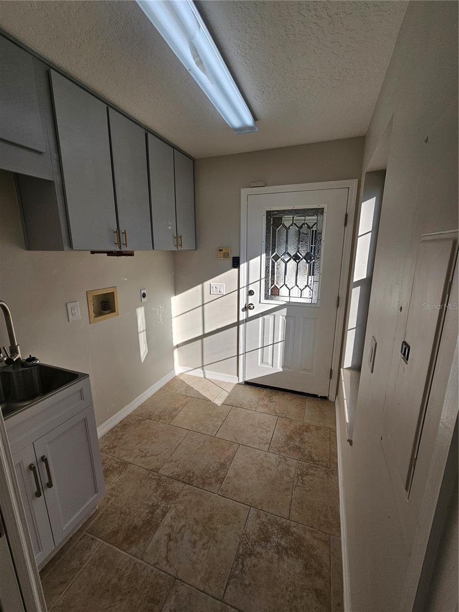 Image 37 of 42 For 6539 Brentwood Drive