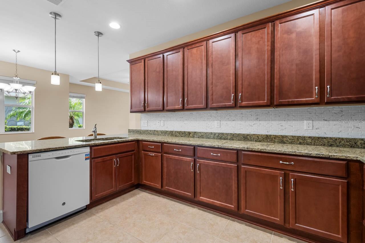 Image 9 of 60 For 809 Chipper Drive