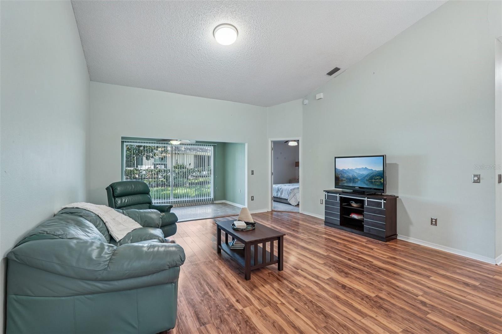 Image 5 of 55 For 2411 Nantucket Harbor Loop