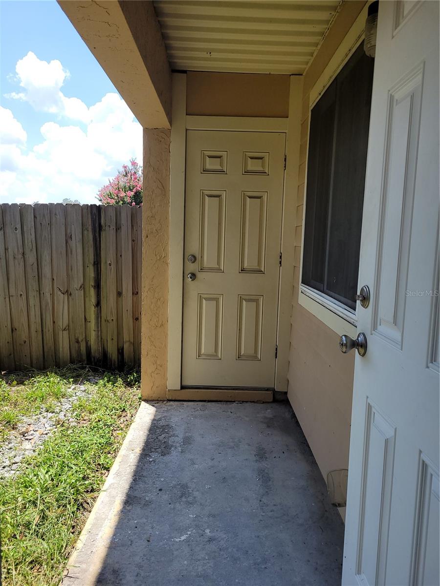 Image 15 of 16 For 534 Golden Raintree Place 8