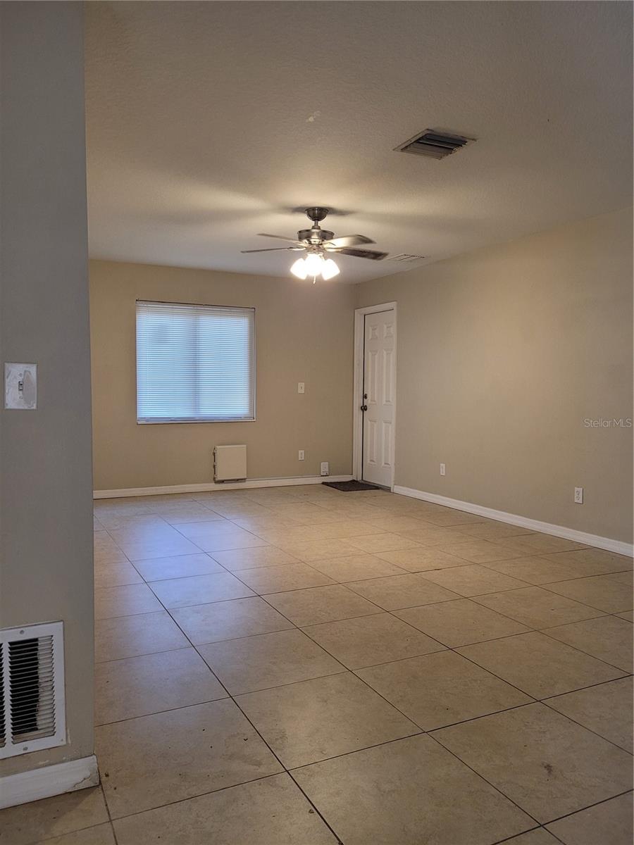 Image 4 of 16 For 534 Golden Raintree Place 8