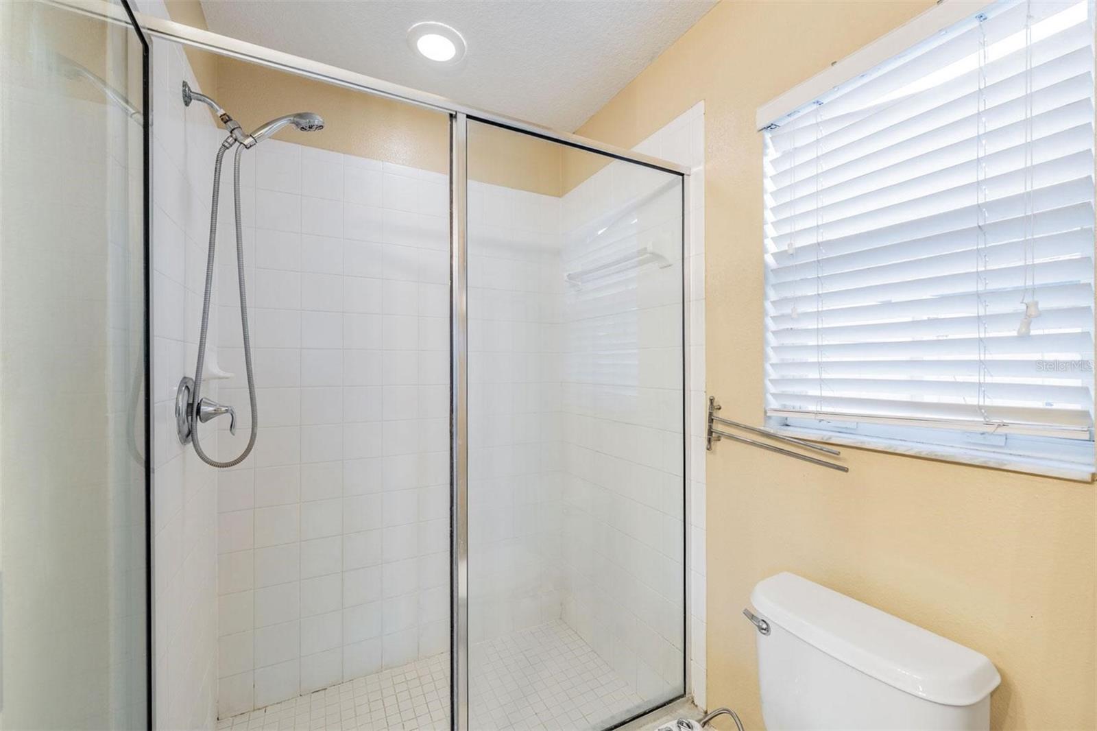 Image 15 of 36 For 13515 Fladgate Mark Drive