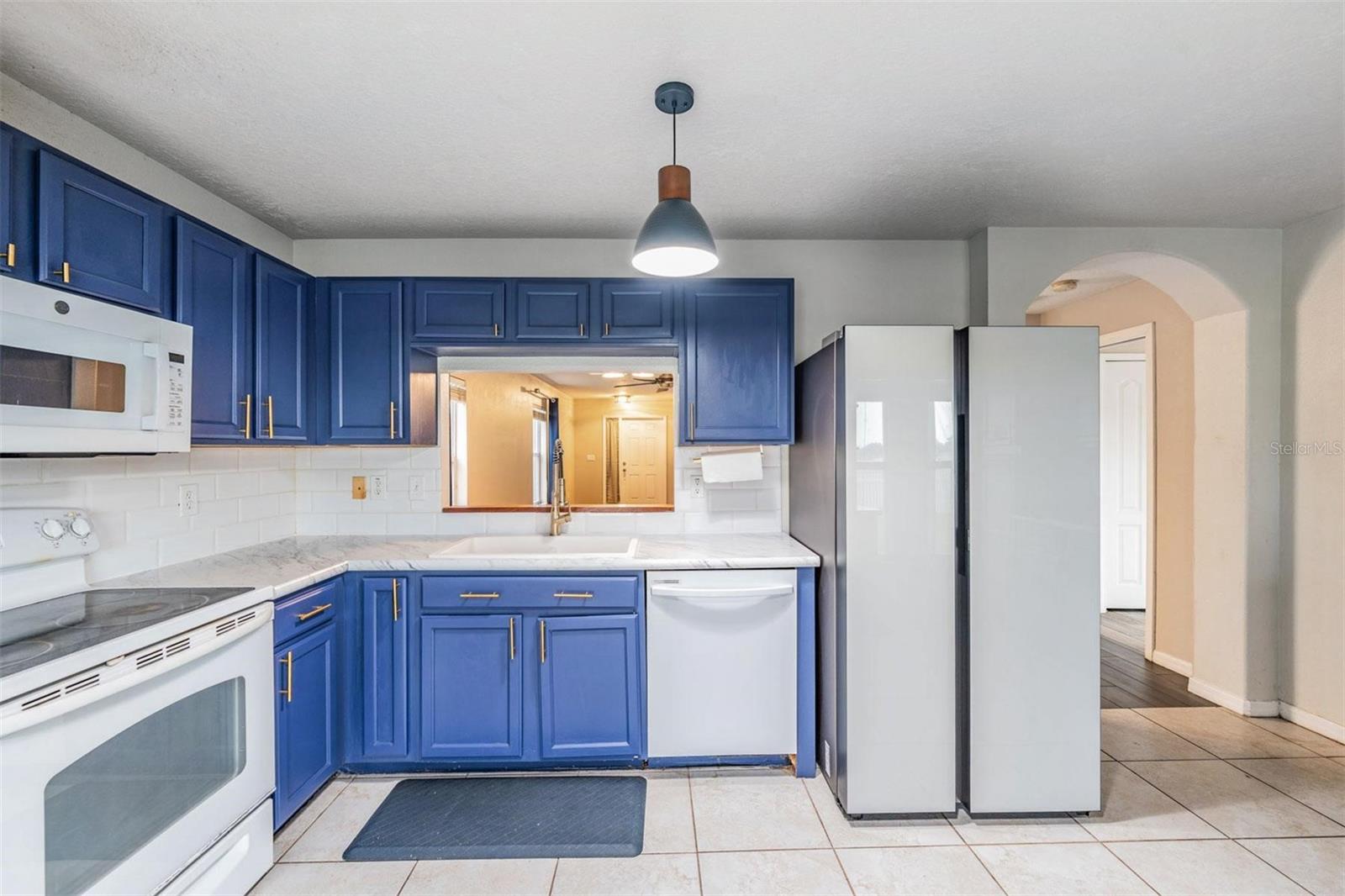 Image 9 of 36 For 13515 Fladgate Mark Drive