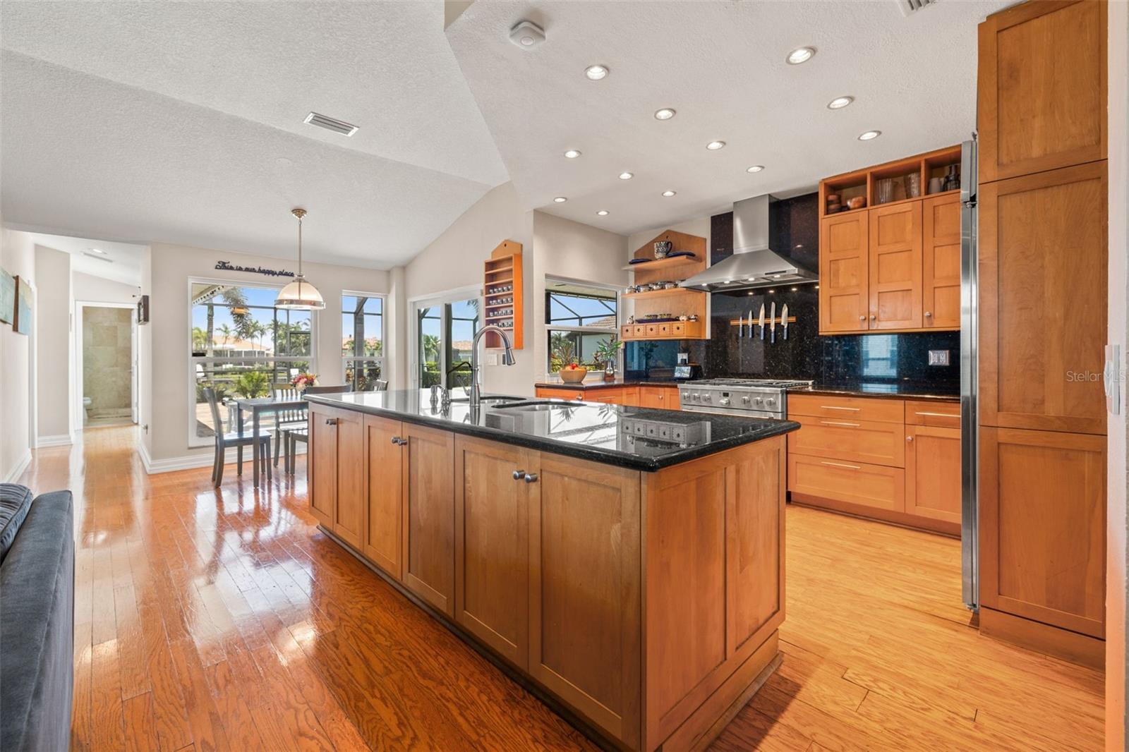 Image 12 of 58 For 4673 Alisa Circle Ne