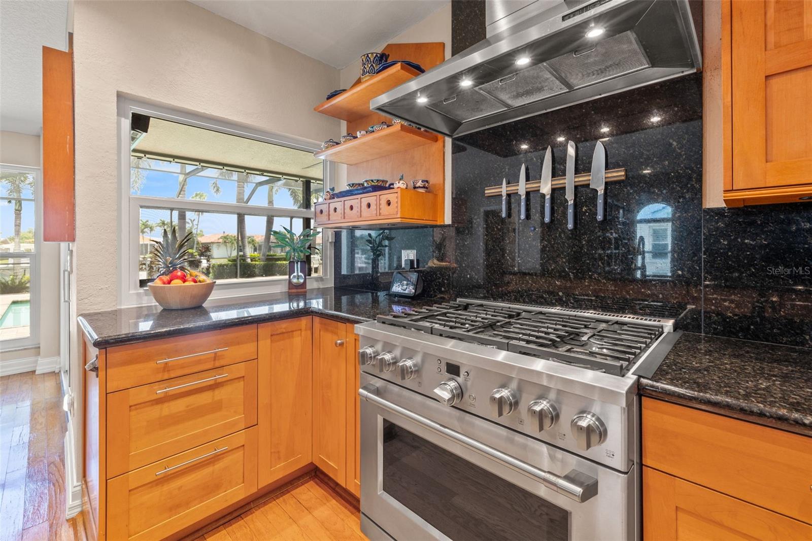 Image 17 of 58 For 4673 Alisa Circle Ne