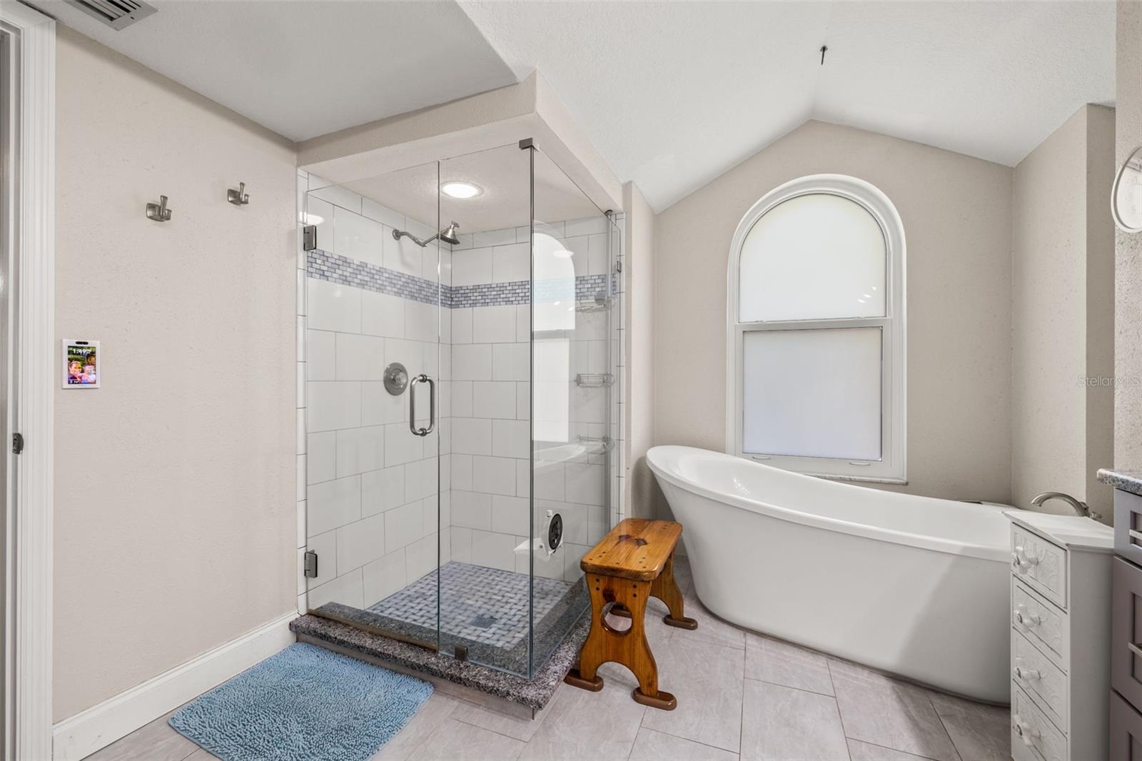 Image 27 of 58 For 4673 Alisa Circle Ne