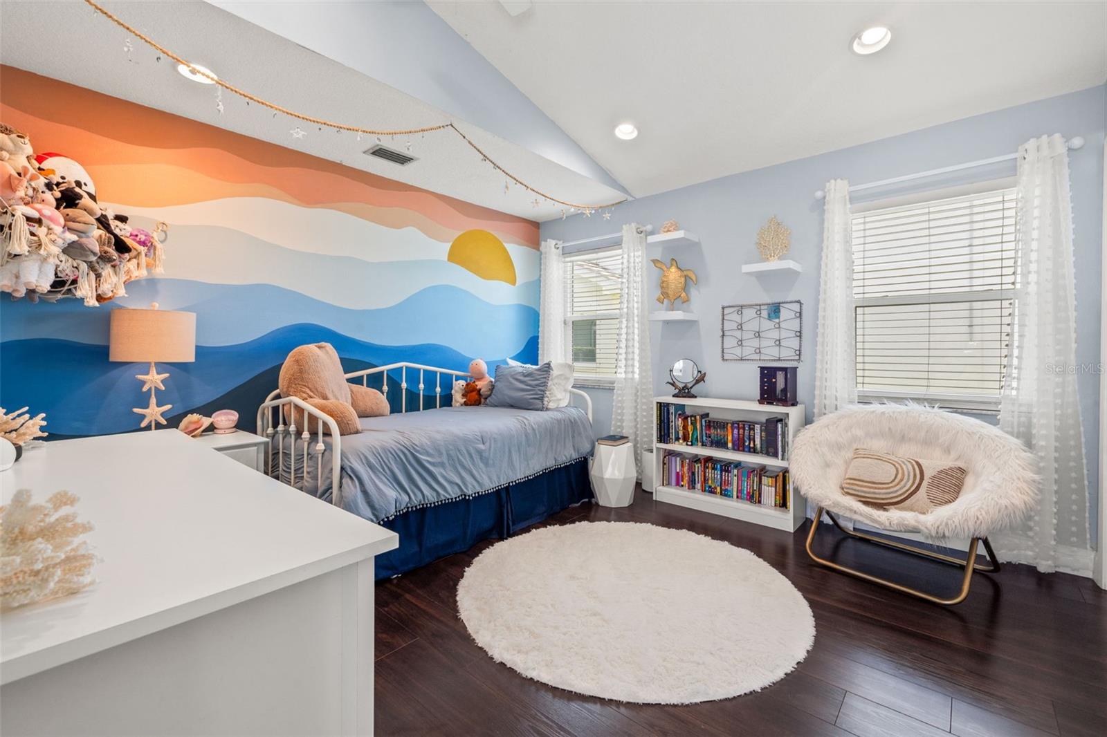 Image 30 of 58 For 4673 Alisa Circle Ne