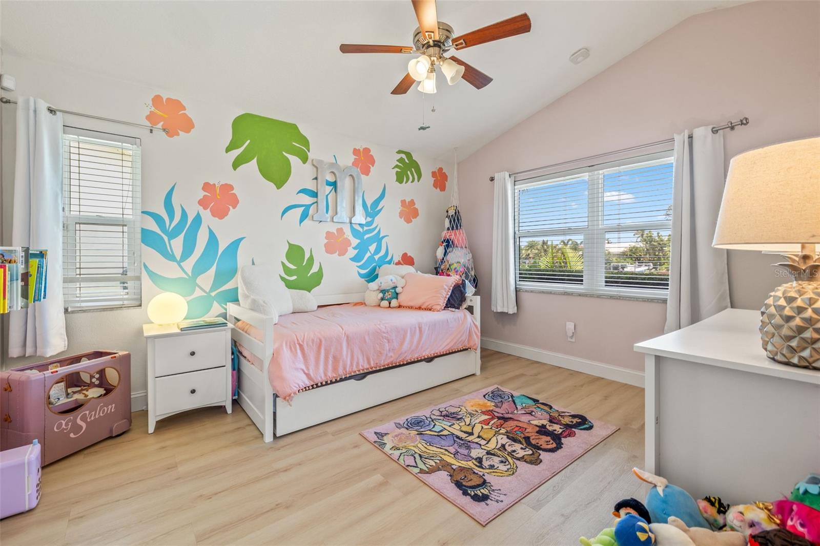 Image 31 of 58 For 4673 Alisa Circle Ne