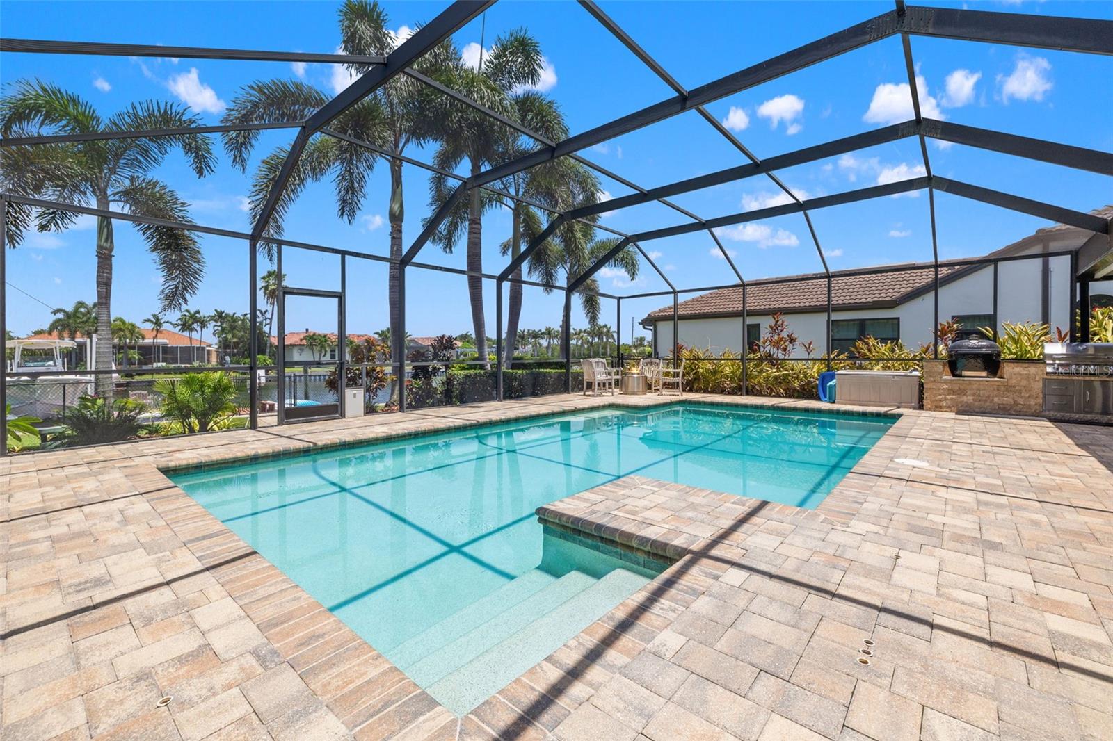 Image 41 of 58 For 4673 Alisa Circle Ne