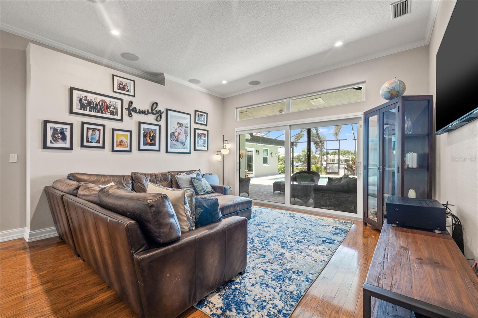 Image 7 of 58 For 4673 Alisa Circle Ne
