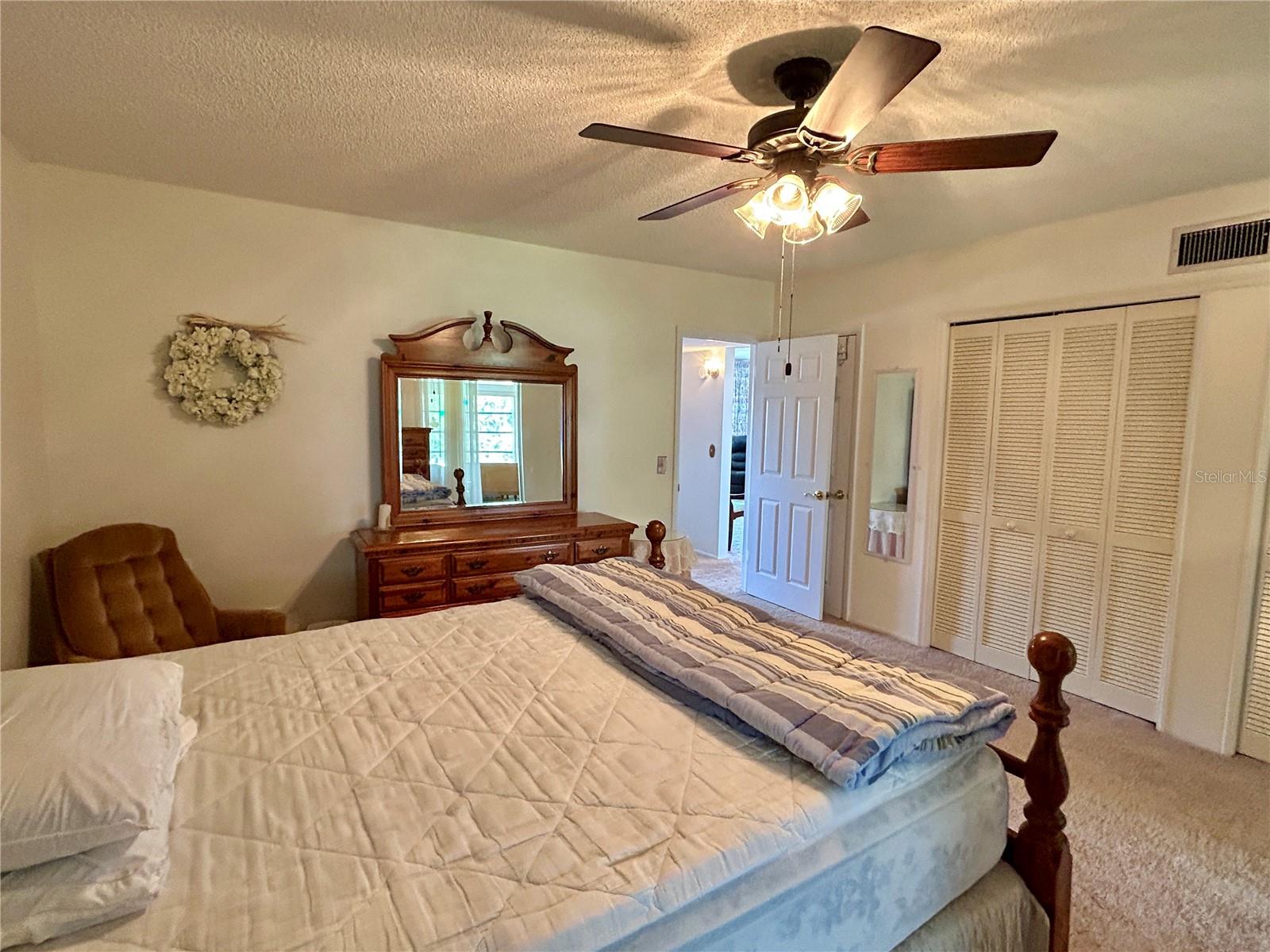 Image 19 of 50 For 2426 Ecuadorian Way 58