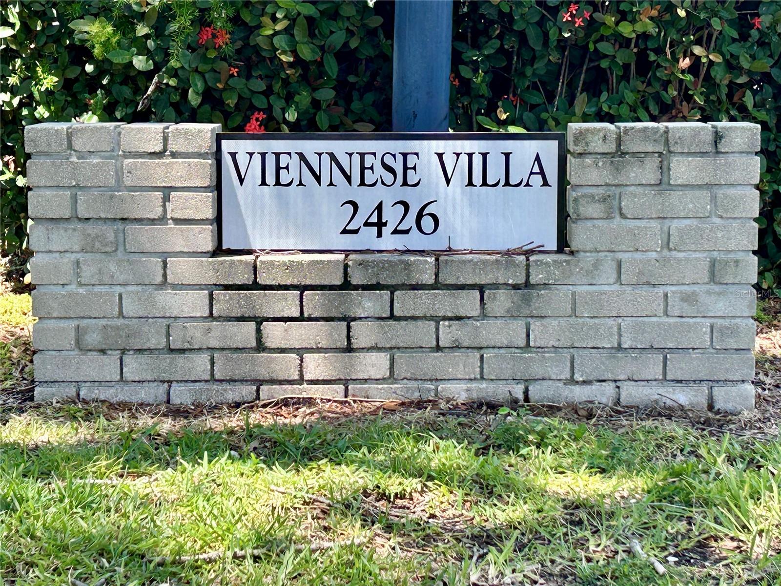 Image 2 of 50 For 2426 Ecuadorian Way 58