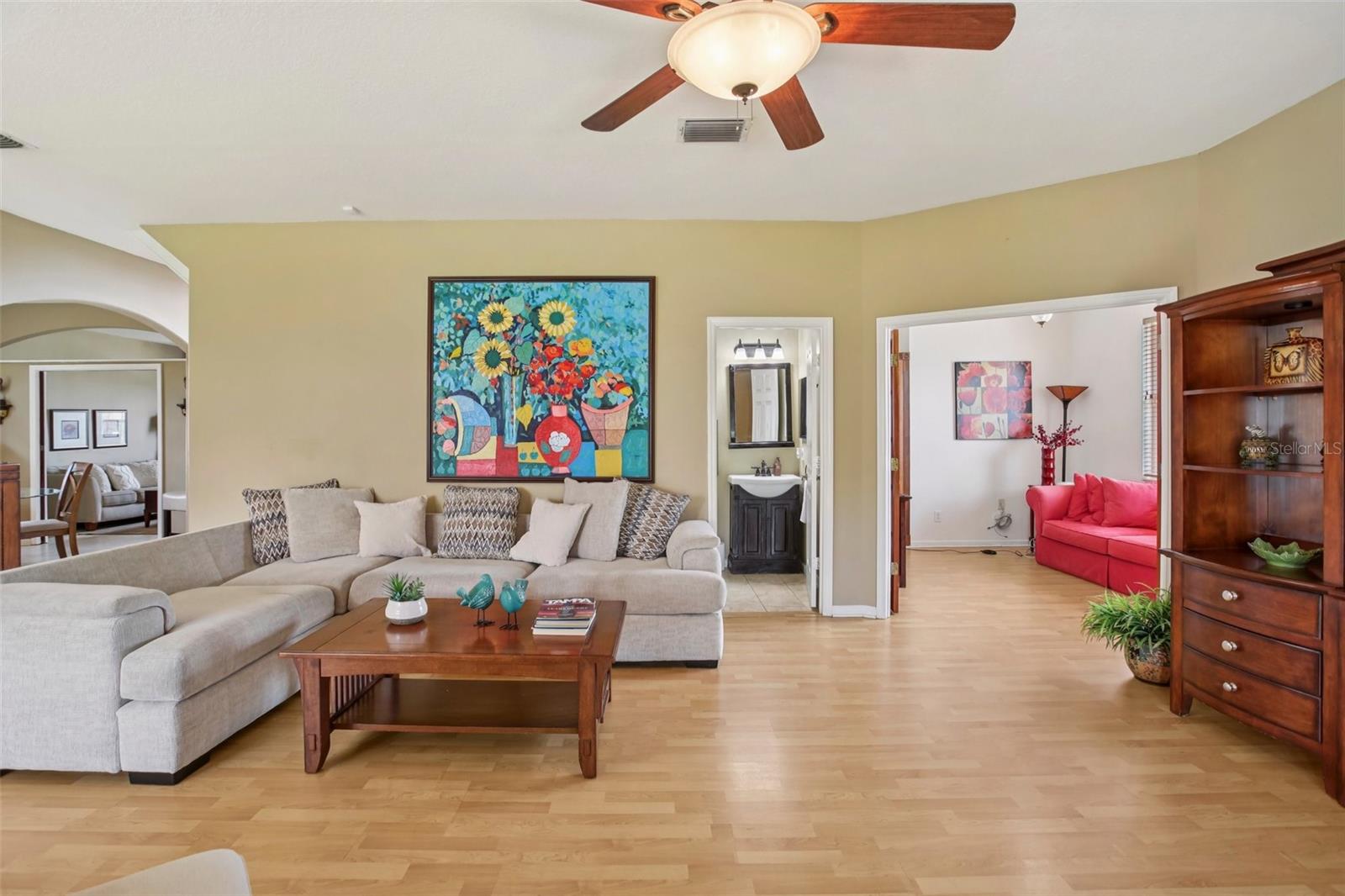 Image 18 of 50 For 736 Tuscanny Street