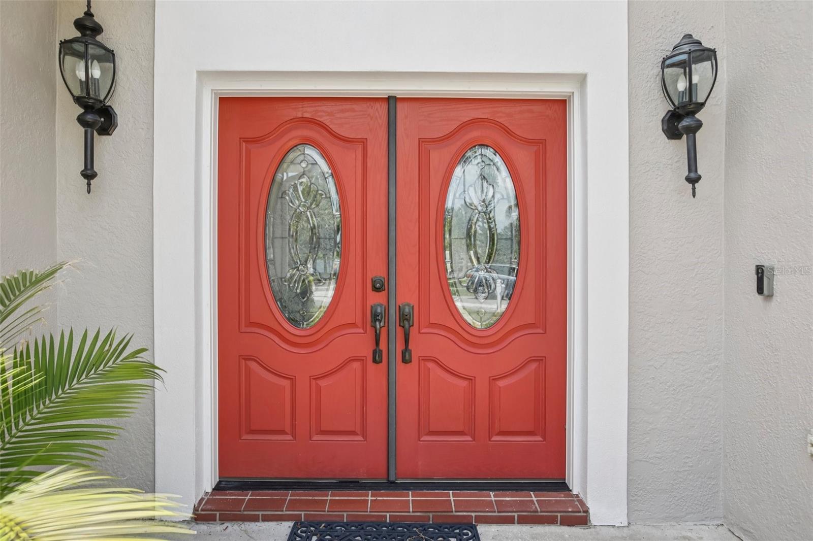 Image 3 of 50 For 736 Tuscanny Street