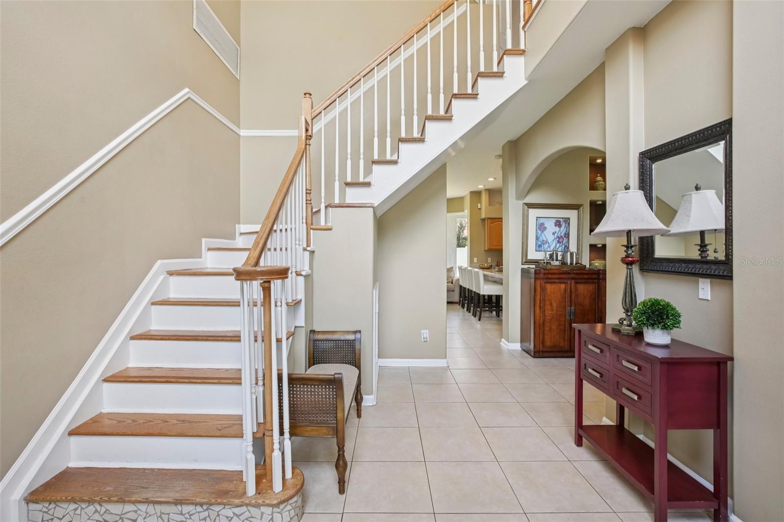 Image 4 of 50 For 736 Tuscanny Street