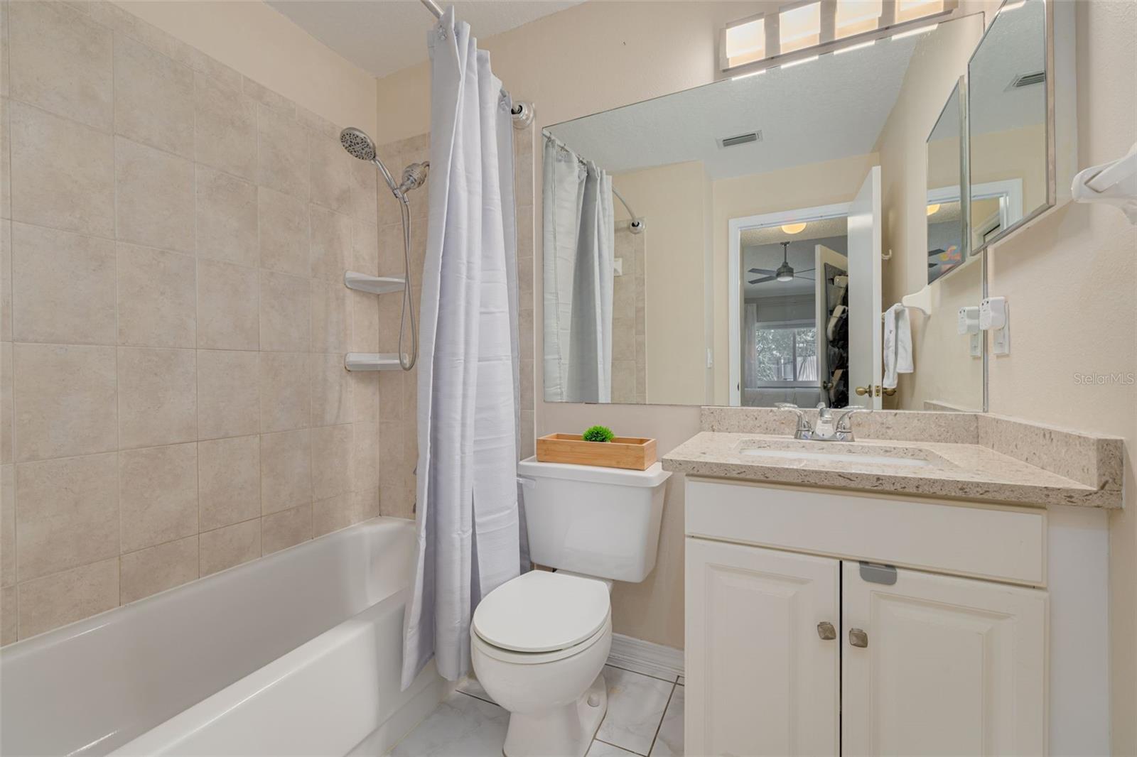 Image 13 of 28 For 6980 Ulmerton Road 1d