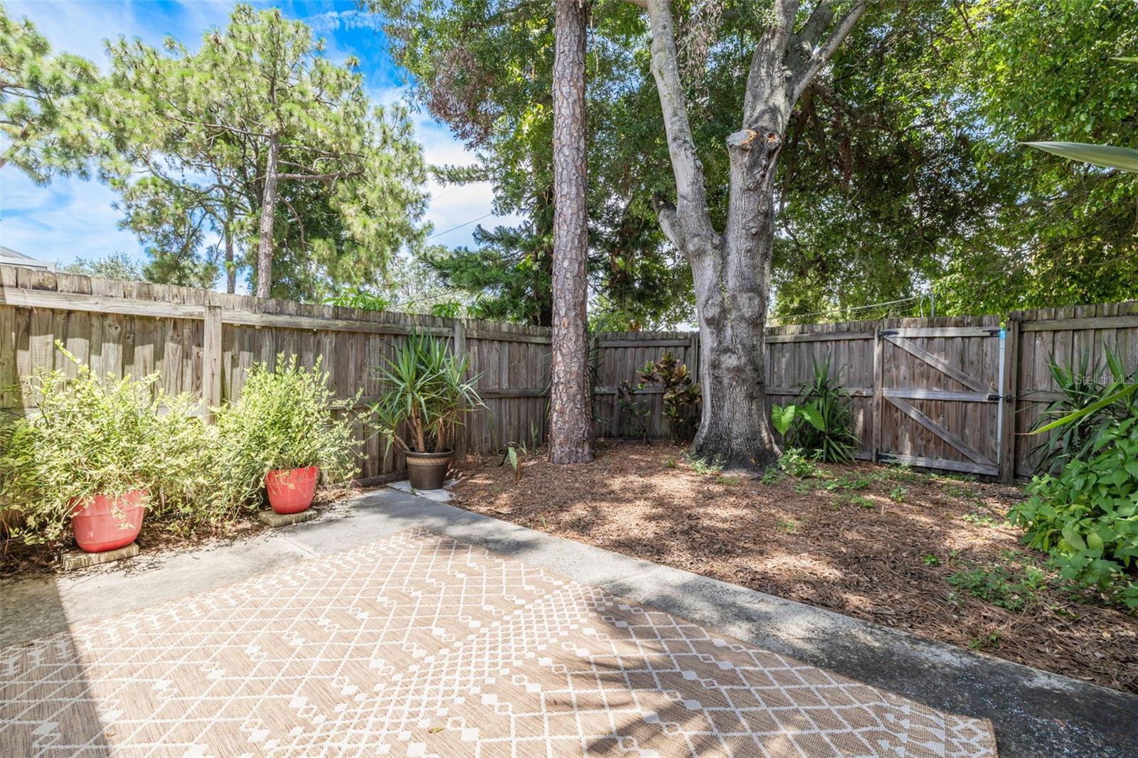 Image 15 of 28 For 6980 Ulmerton Road 1d