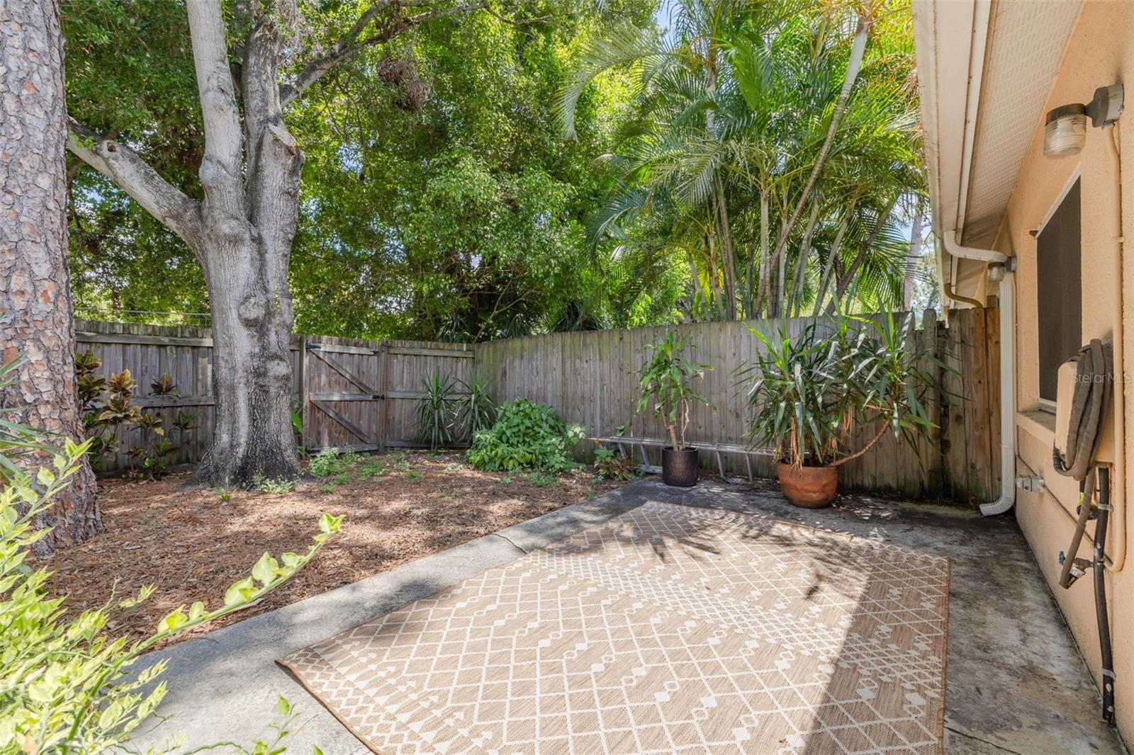 Image 16 of 28 For 6980 Ulmerton Road 1d
