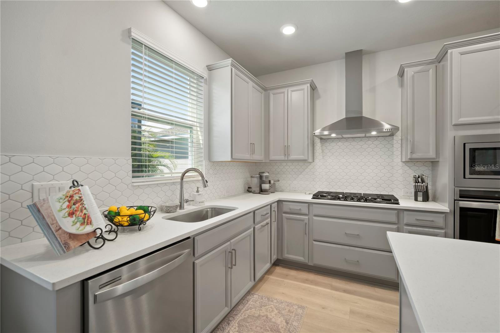 Image 21 of 91 For 5636 Silver Sun Drive