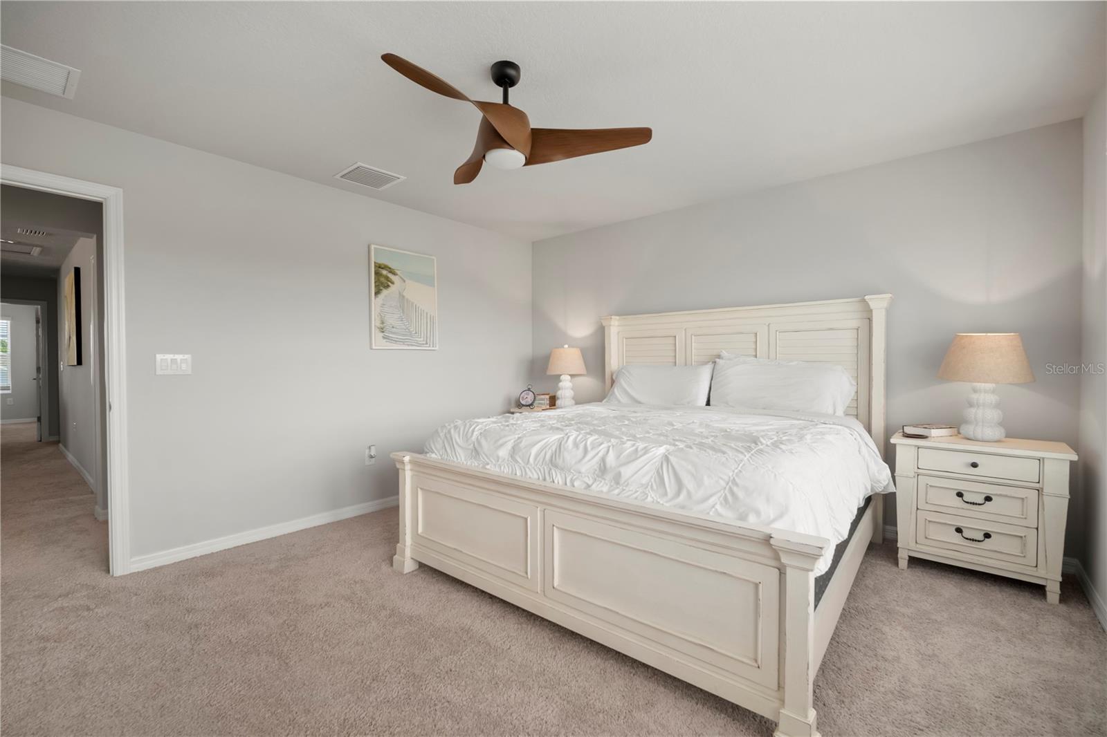 Image 38 of 91 For 5636 Silver Sun Drive