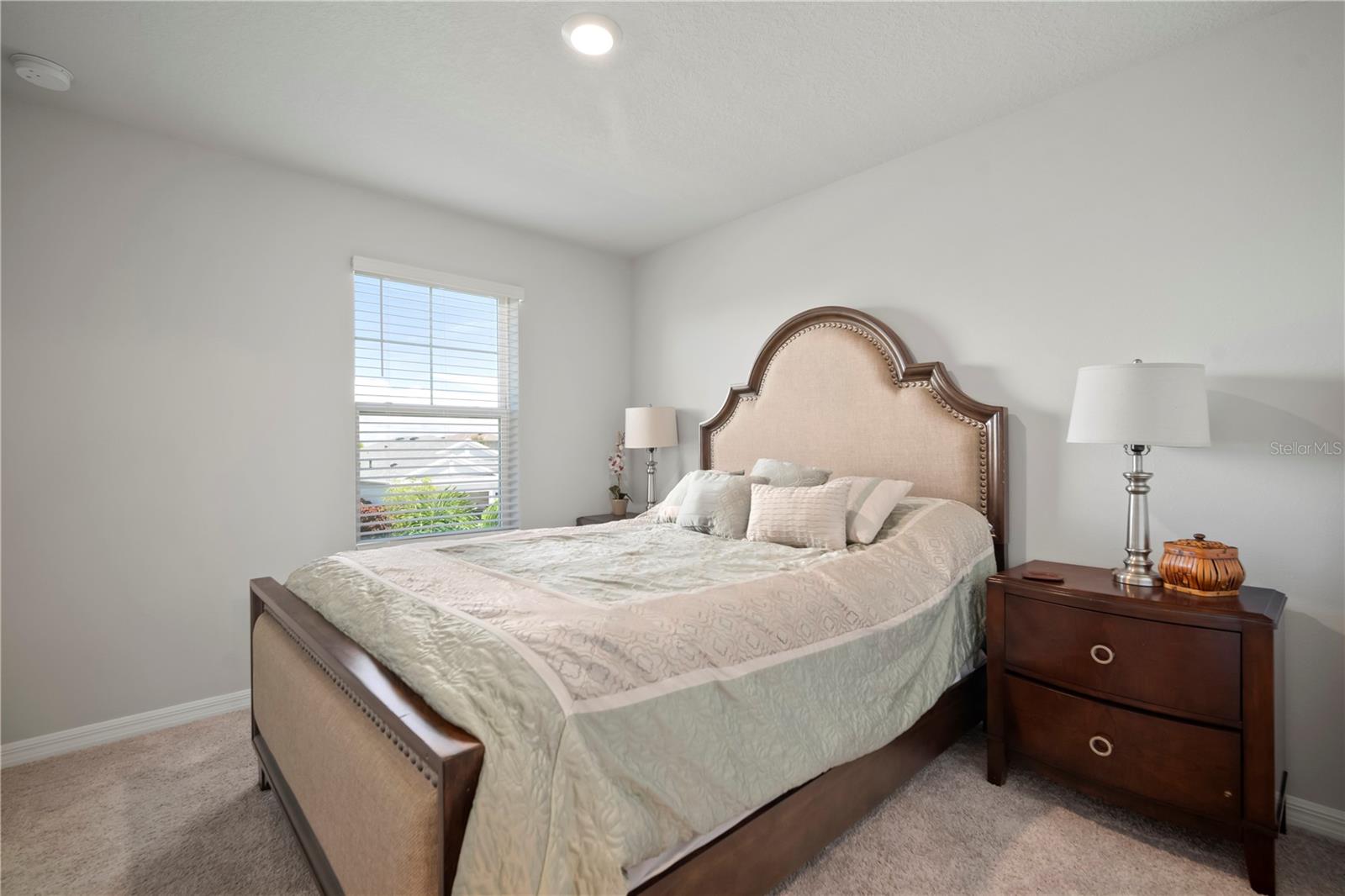 Image 47 of 91 For 5636 Silver Sun Drive
