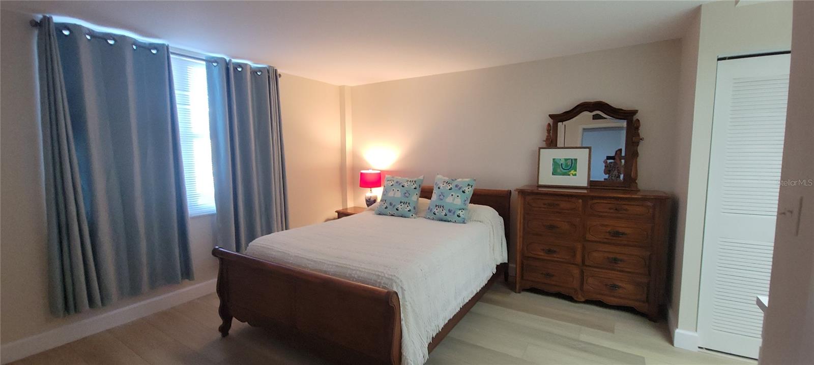 Image 14 of 43 For 632 Edgewater Drive 235