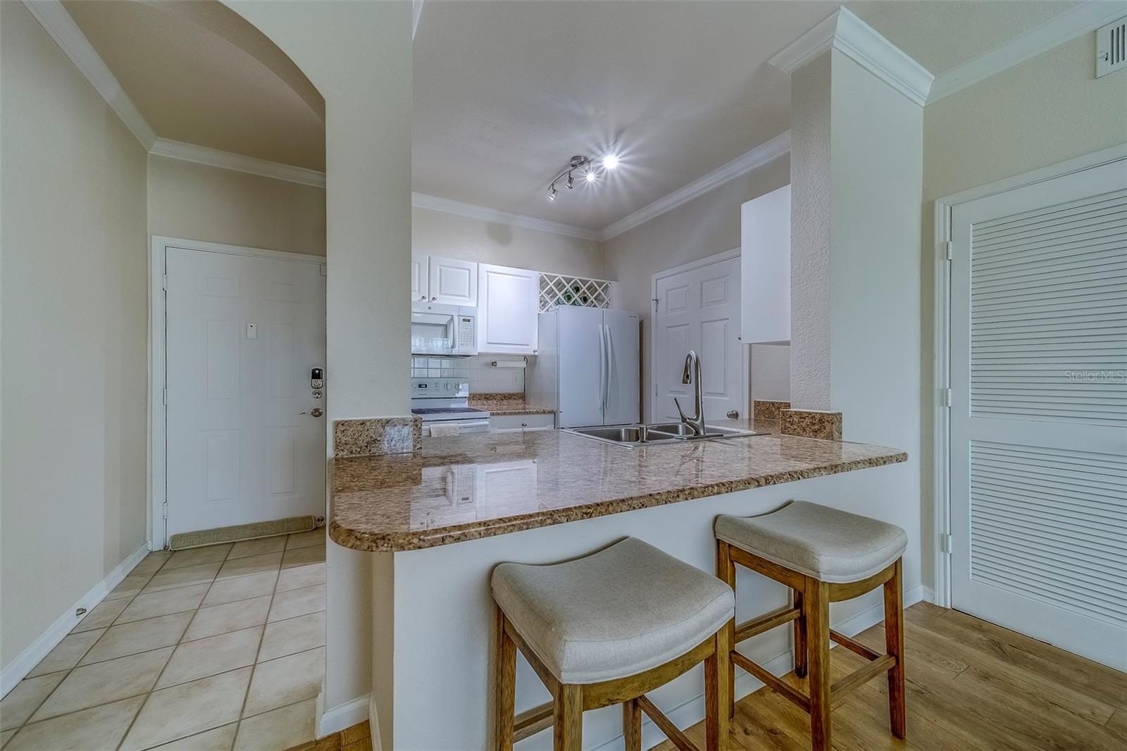 Image 10 of 41 For 1216 Missouri Avenue 308