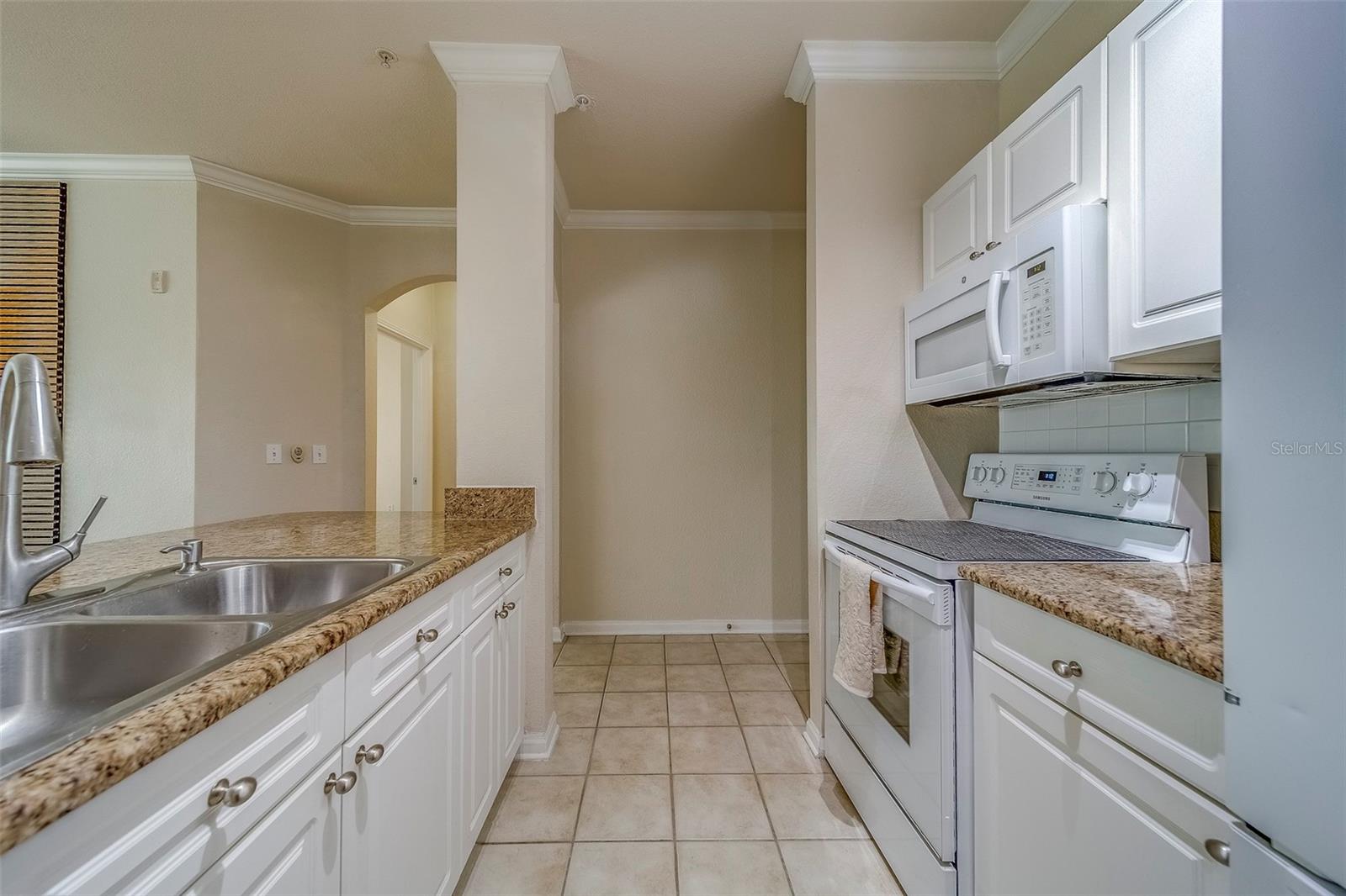 Image 11 of 41 For 1216 Missouri Avenue 308