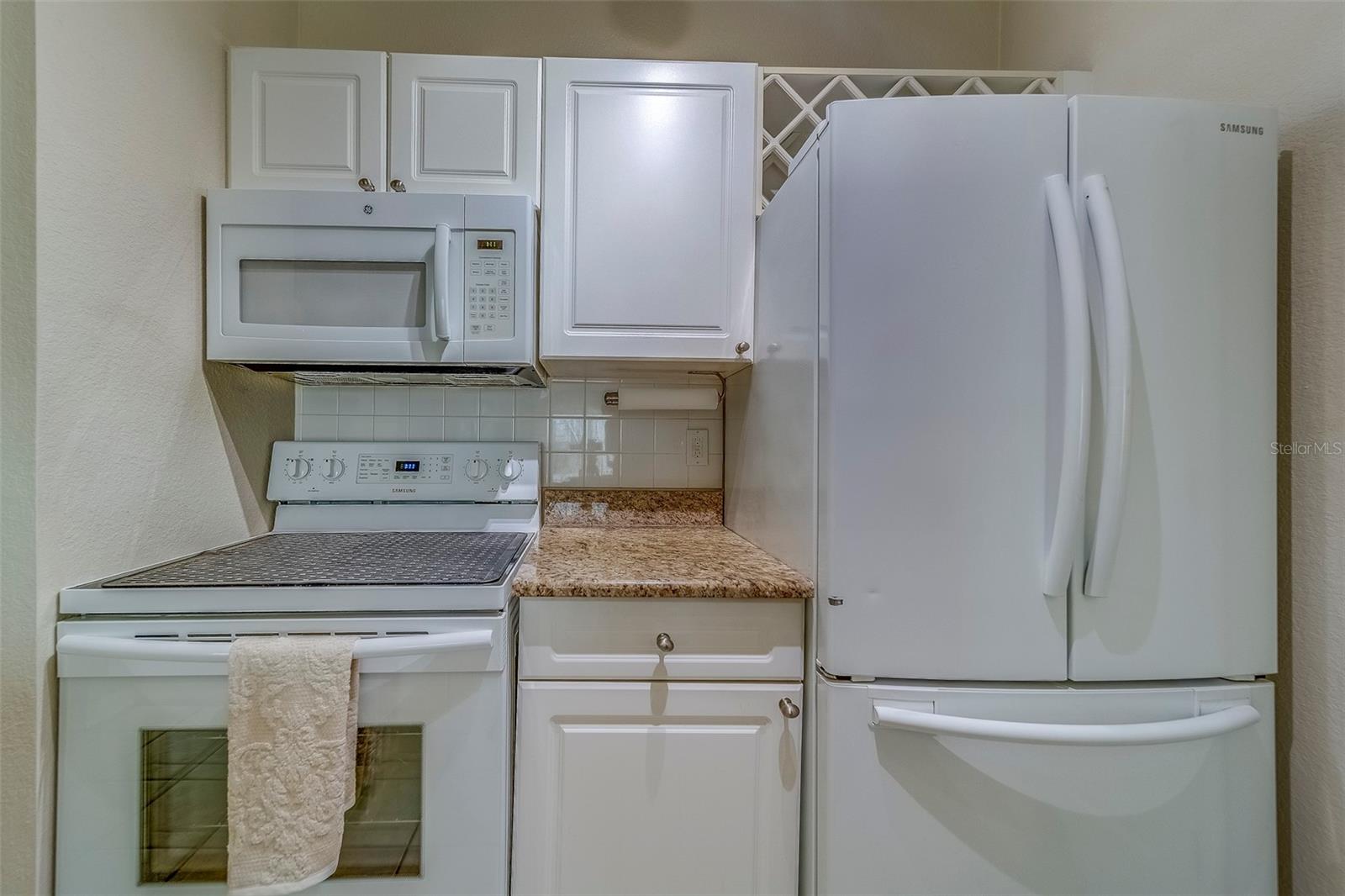 Image 14 of 41 For 1216 Missouri Avenue 308