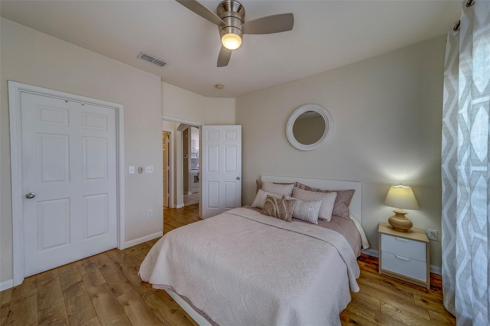 Image 18 of 41 For 1216 Missouri Avenue 308
