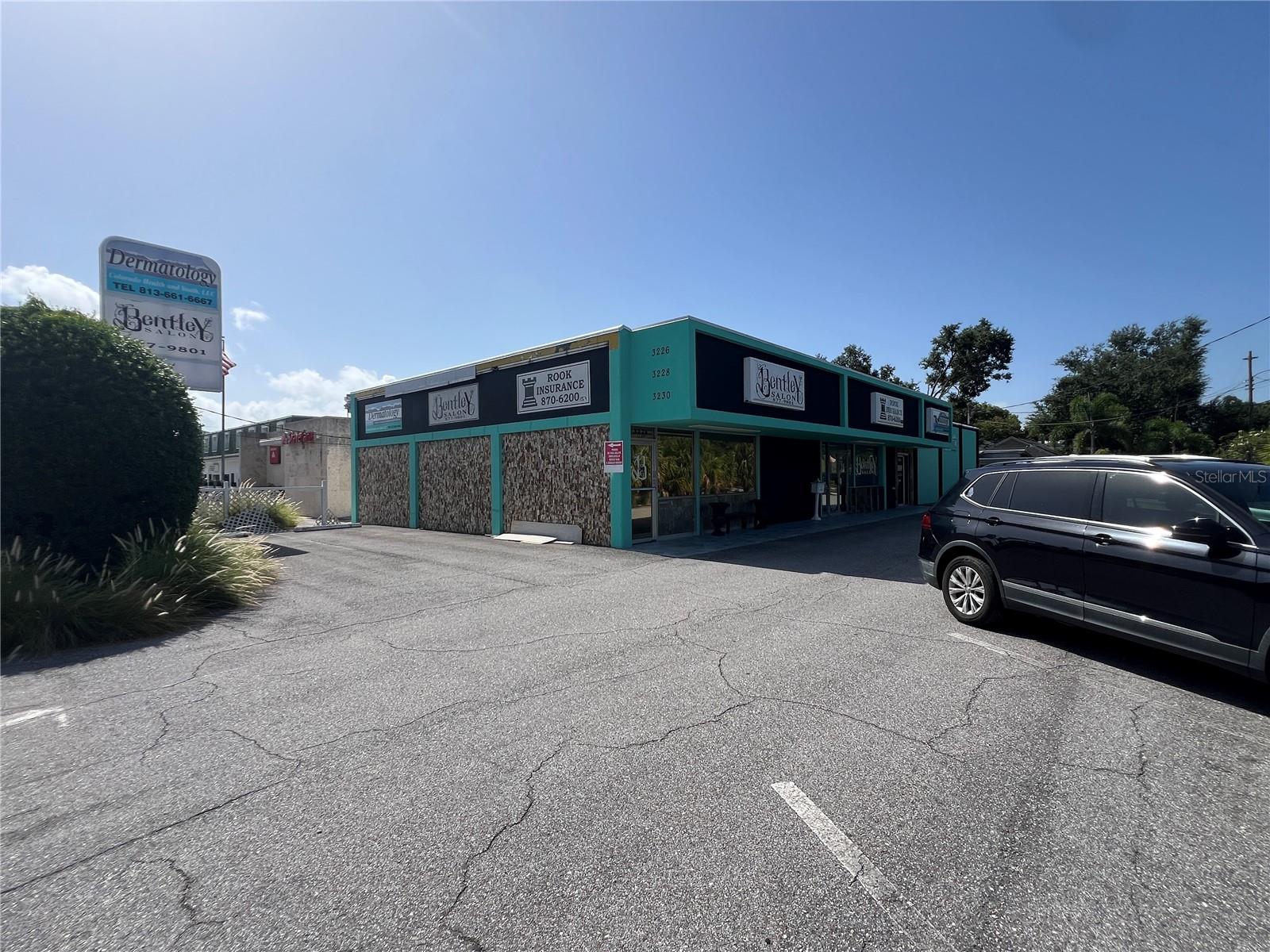 Image 6 of 37 For 3226 Kennedy Boulevard
