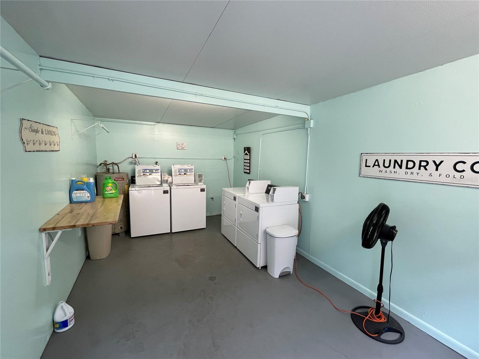 Image 15 of 17 For 4015 Seminole Avenue 4