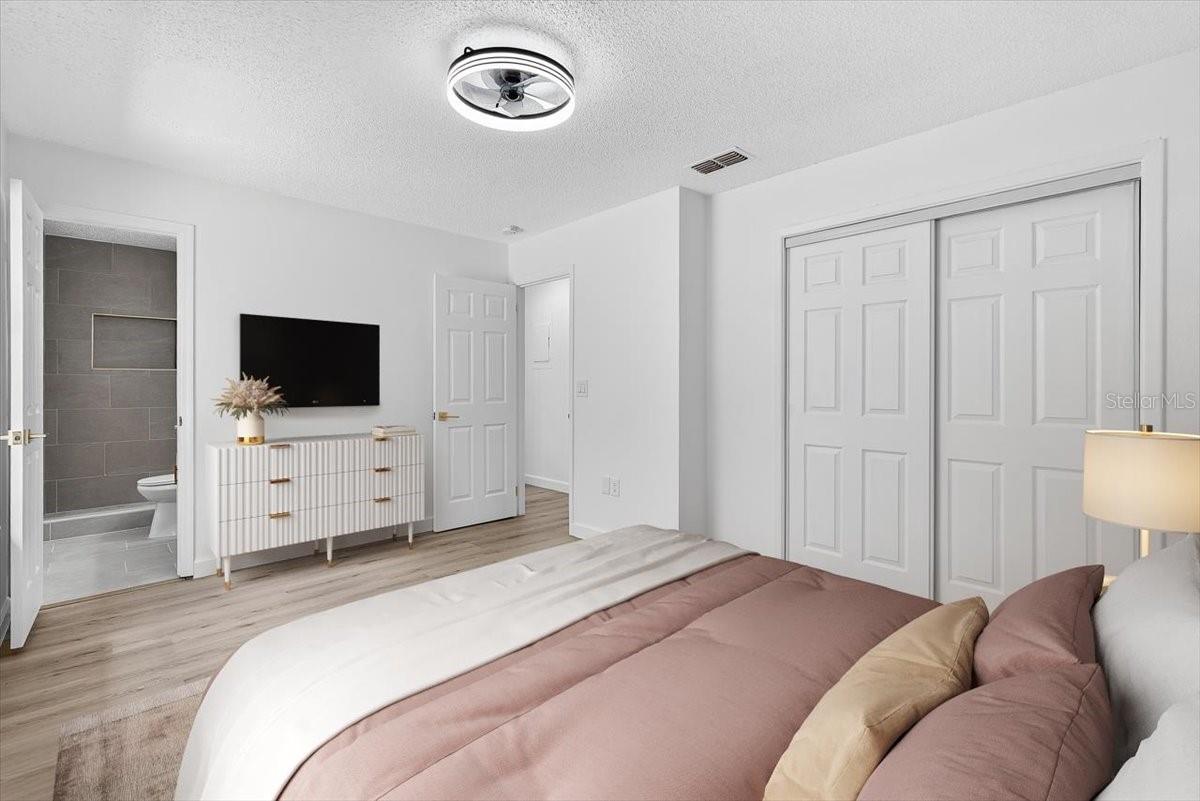 Image 12 of 31 For 830 Carnegie Drive