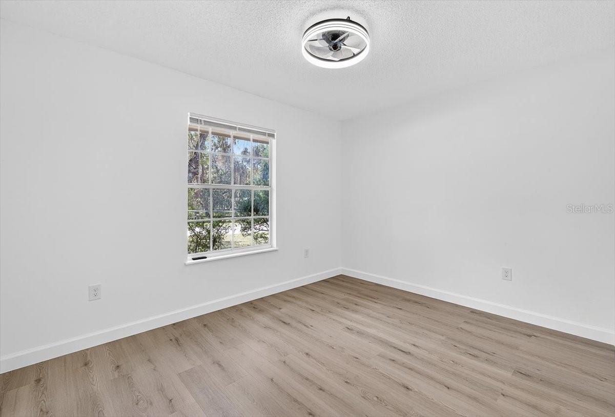 Image 19 of 31 For 830 Carnegie Drive