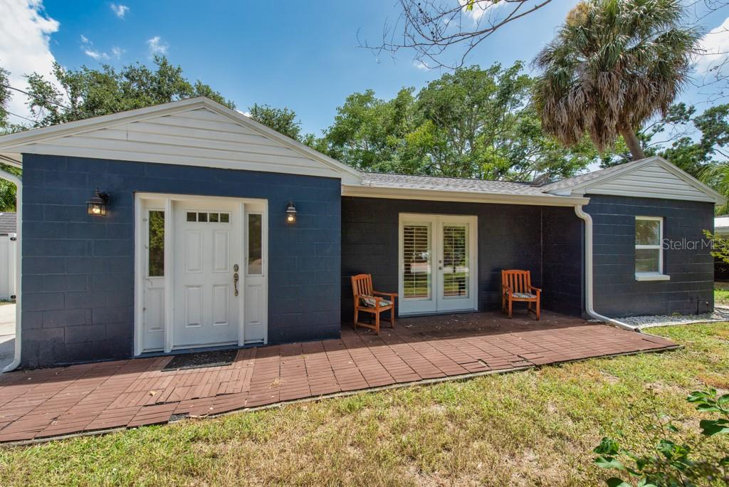 Image 2 of 35 For 3002 Meadow Street