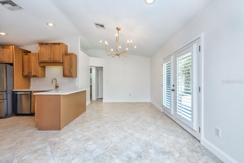 Image 4 of 35 For 3002 Meadow Street
