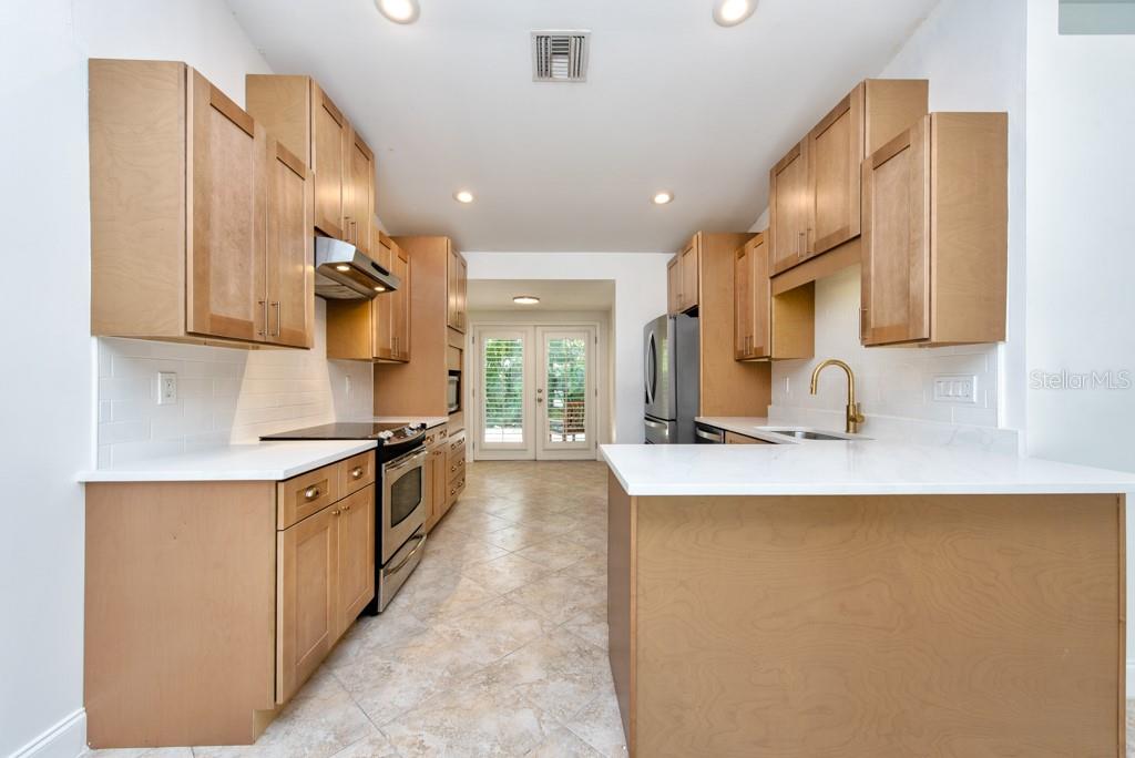 Image 7 of 35 For 3002 Meadow Street