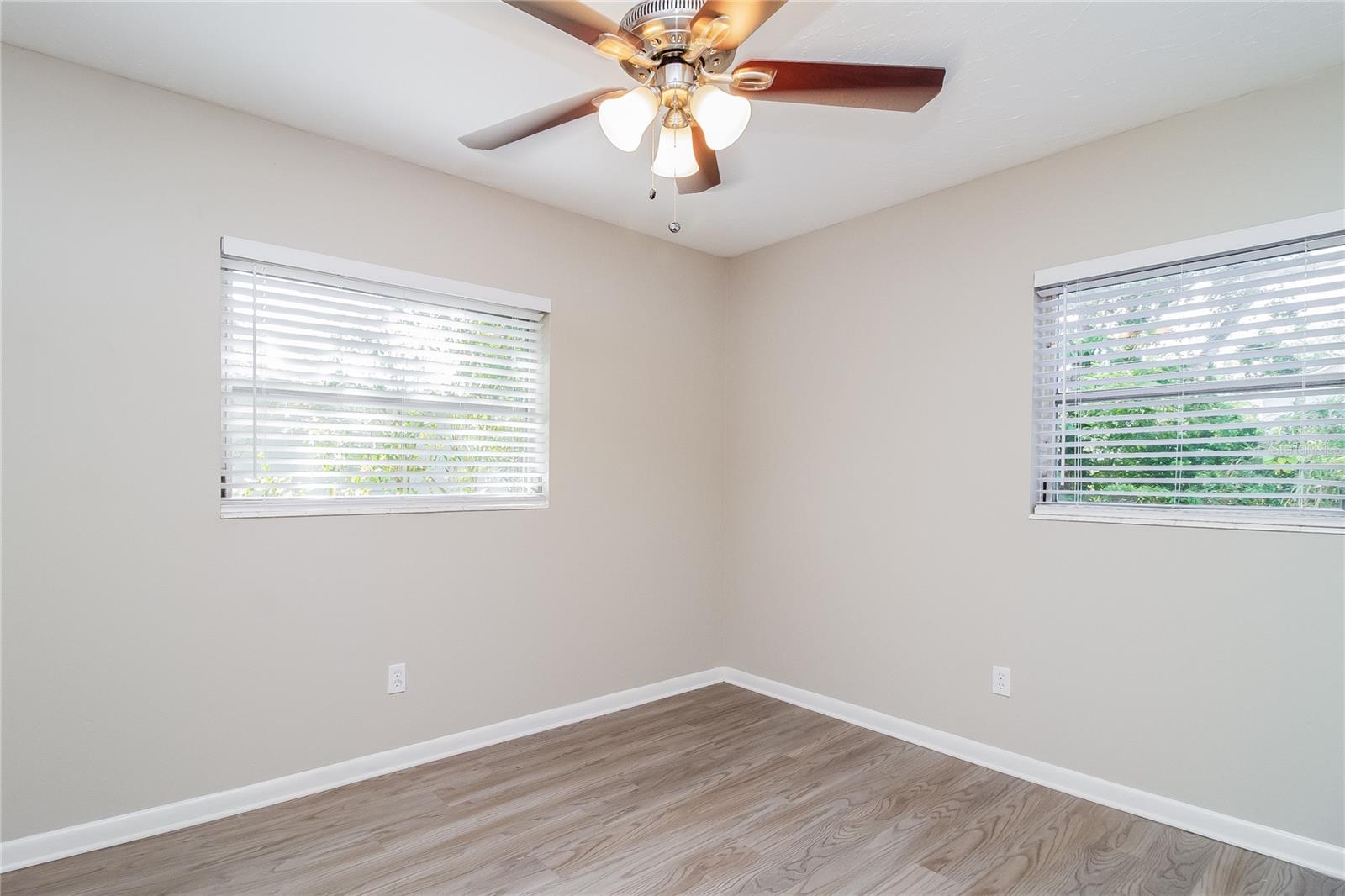 Image 14 of 16 For 1729 Puritan Avenue