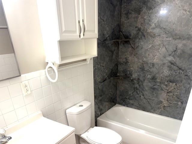 Image 17 of 22 For 10980 106th Way