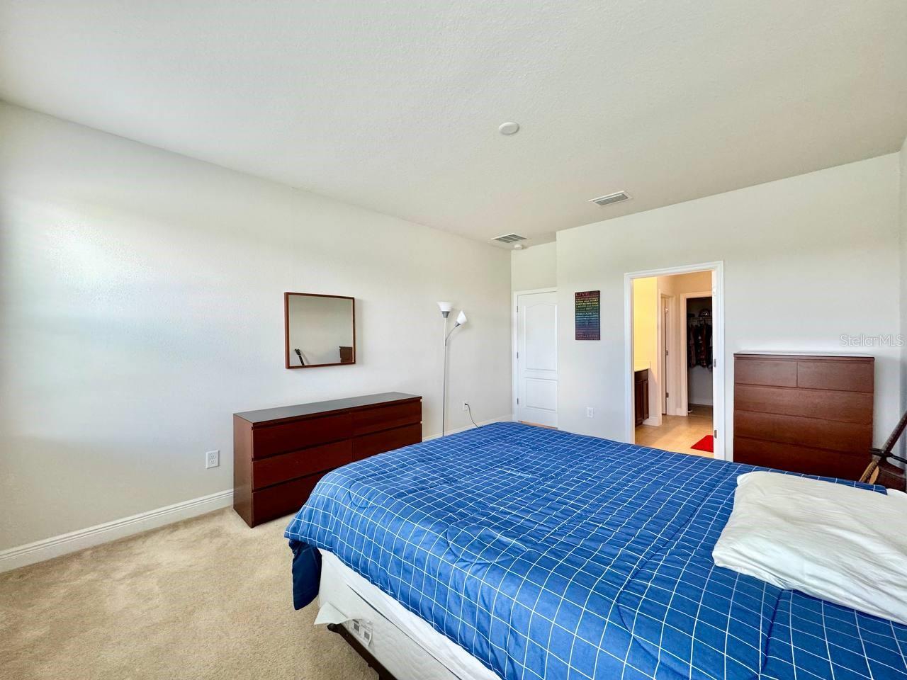 Image 19 of 41 For 18625 Hunters Meadow Walk