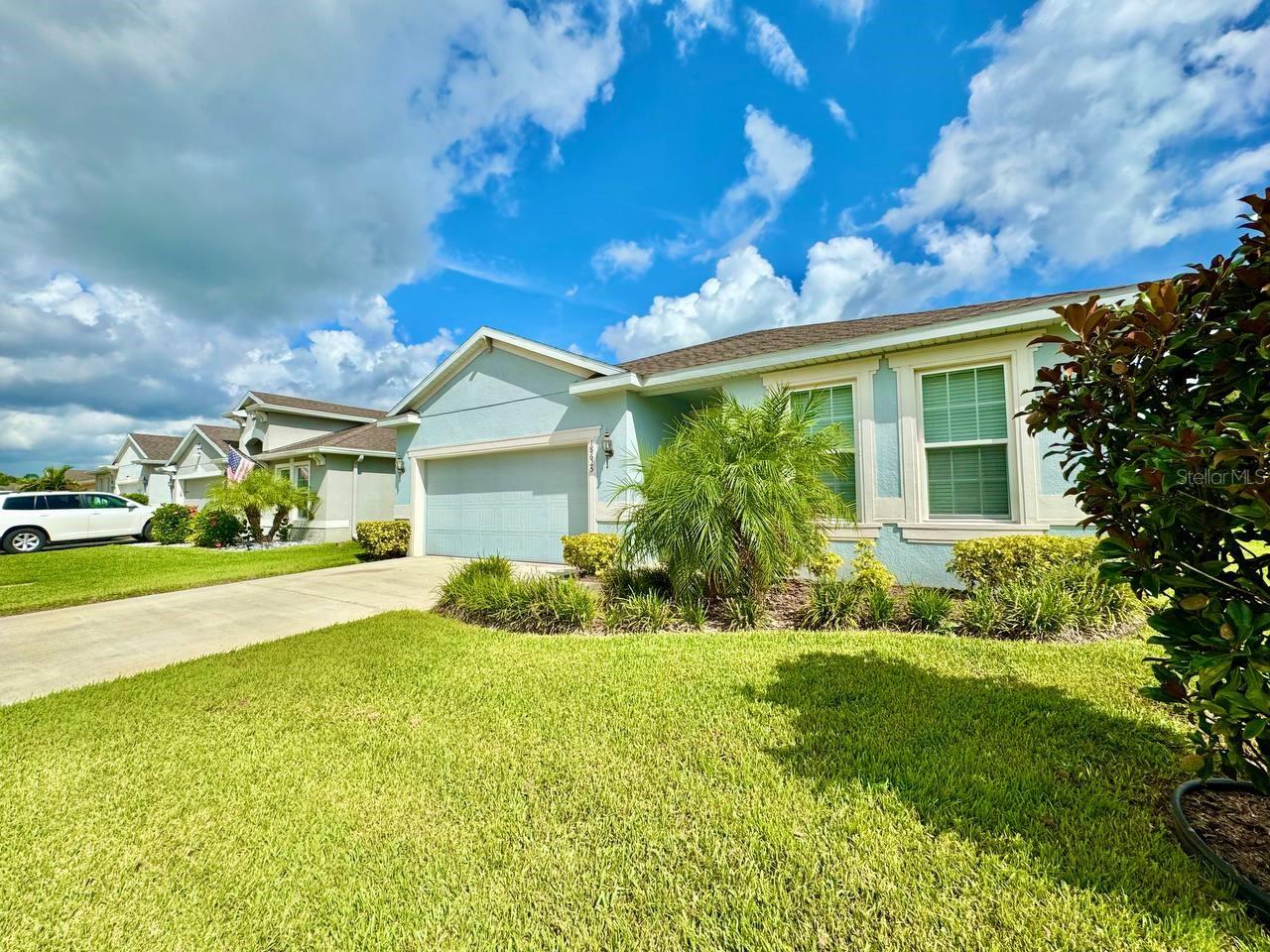 Image 3 of 41 For 18625 Hunters Meadow Walk
