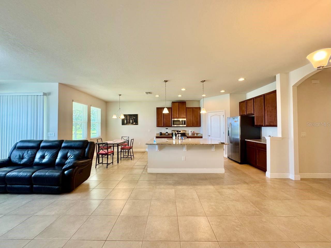 Image 5 of 41 For 18625 Hunters Meadow Walk