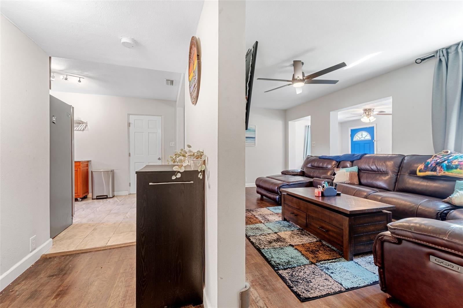 Image 11 of 34 For 1230 32nd Street N