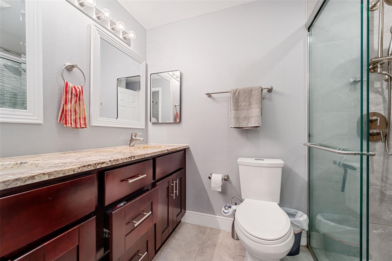 Image 17 of 34 For 1230 32nd Street N