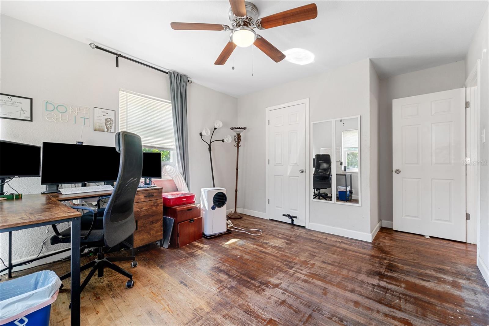 Image 21 of 34 For 1230 32nd Street N