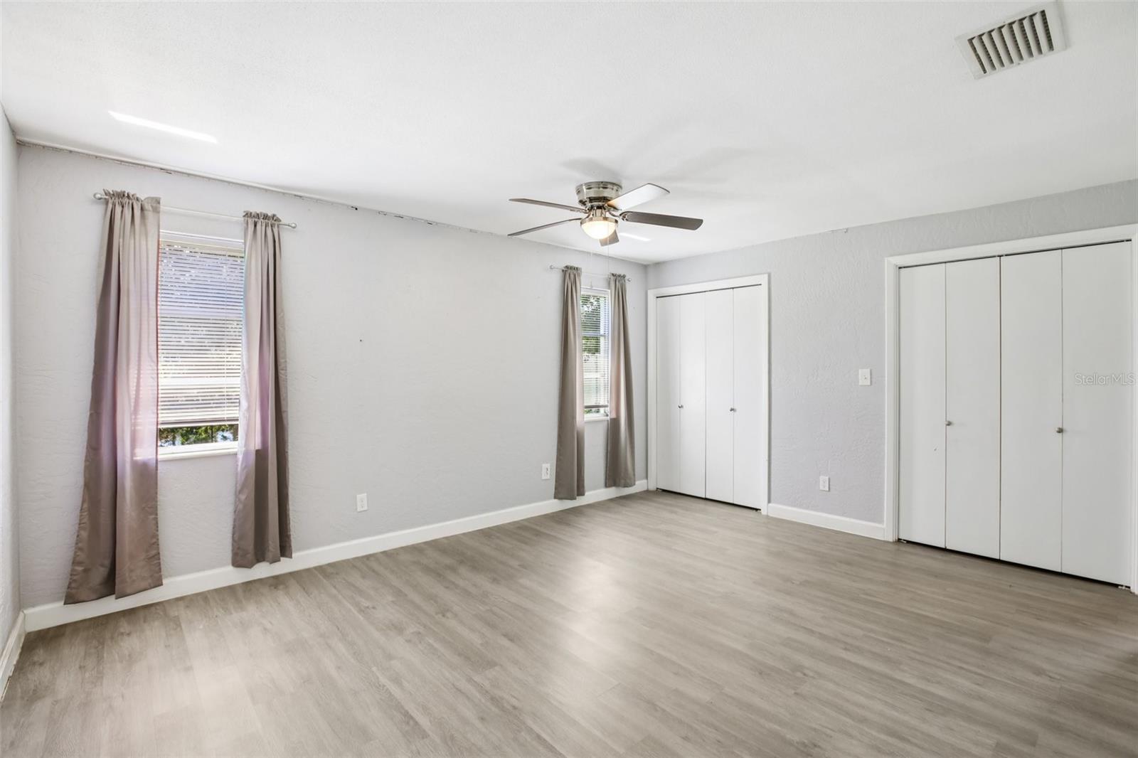 Image 18 of 34 For 1317 Ranchwood Drive E